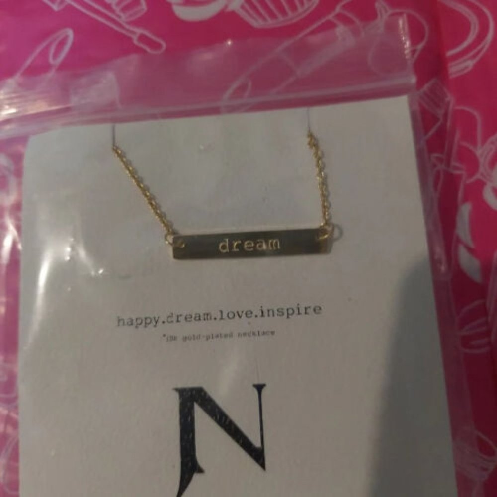 Jook and Nona 18k Gold Plated Tag necklace engraved with DREAM 18″